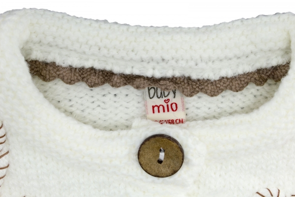 Strickjacke mit Blume